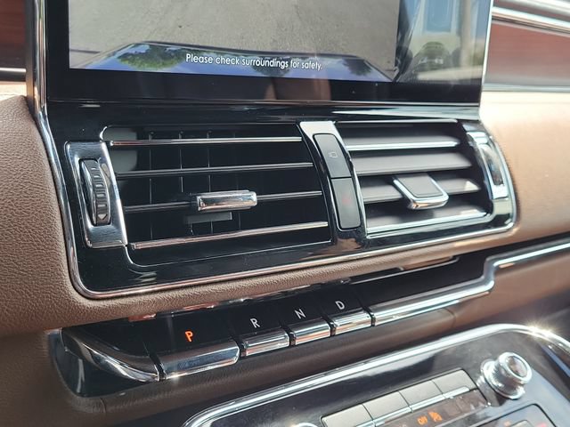 Certified 2023 Lincoln Navigator Reserve w/ Monochromatic Package AWD/4WD image 27