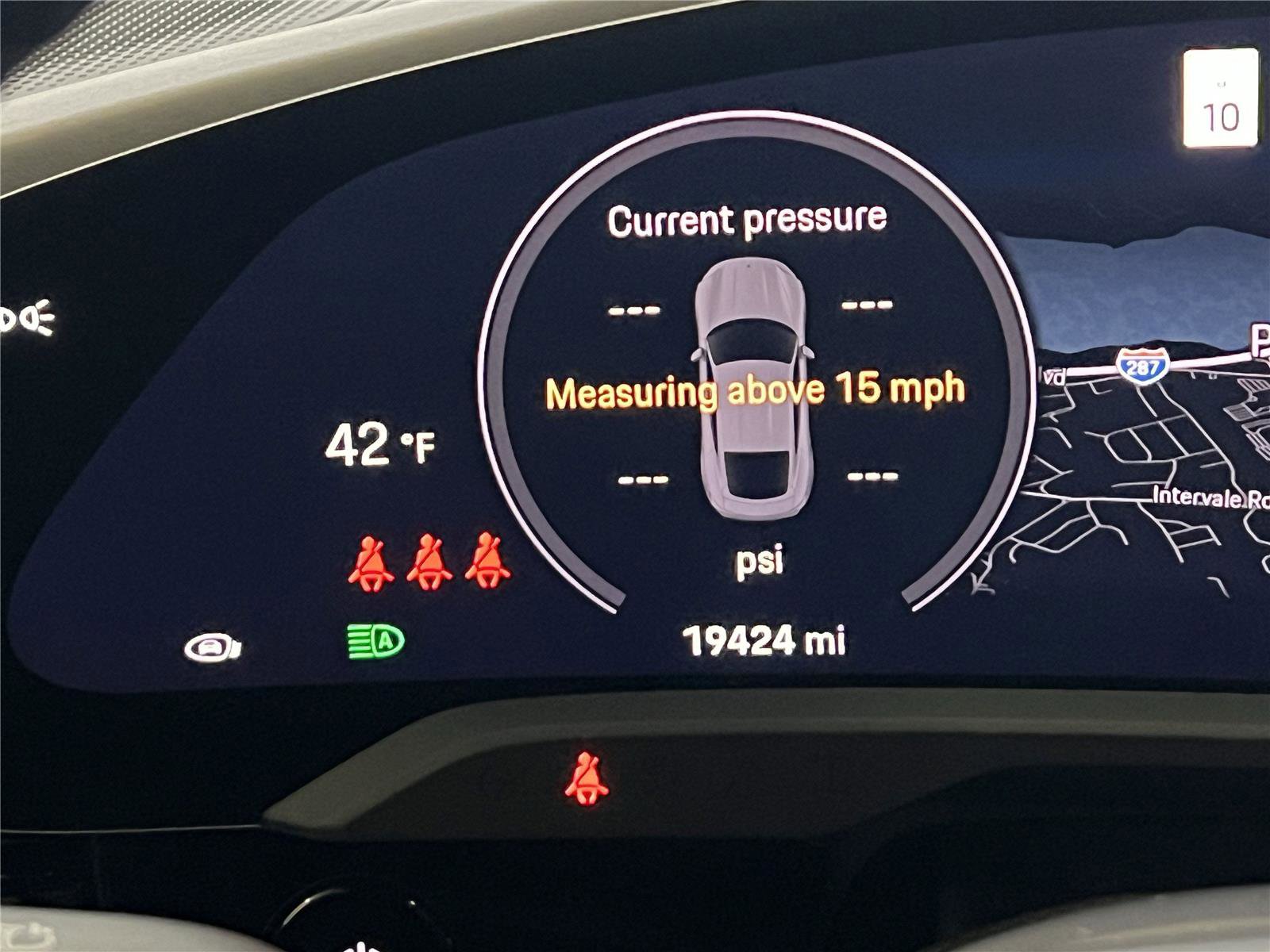 Certified 2023 Porsche Taycan GTS image 22