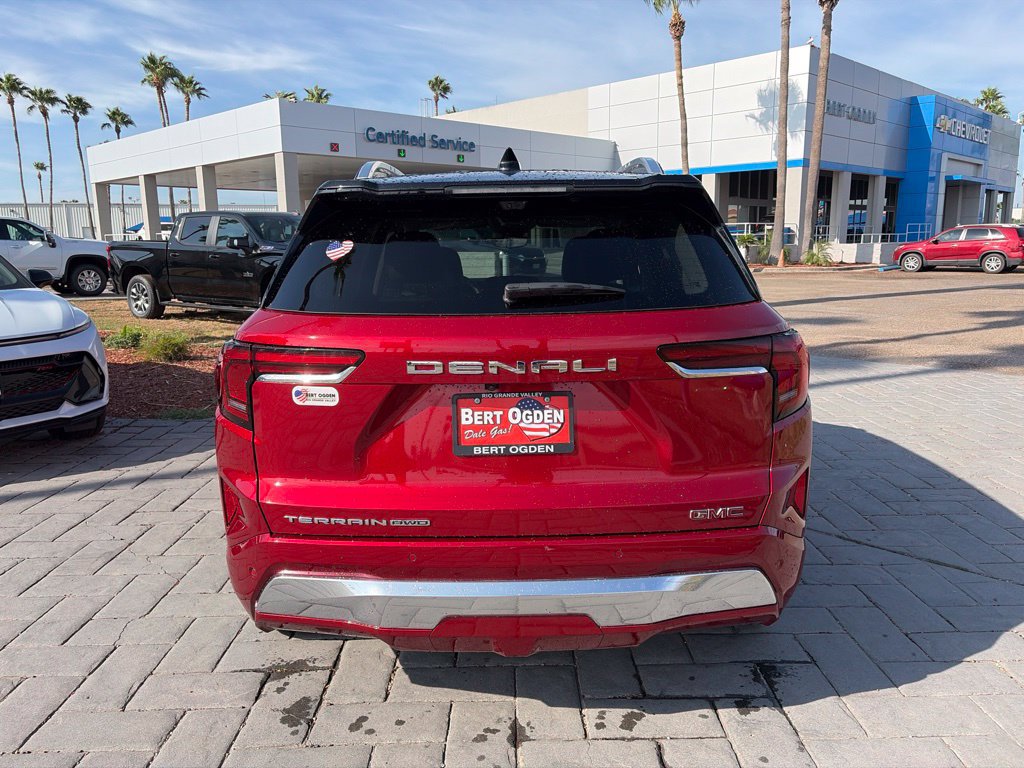 Used 2026 GMC Terrain Denali w/ LPO, Floor Liner Package AWD/4WD image 6