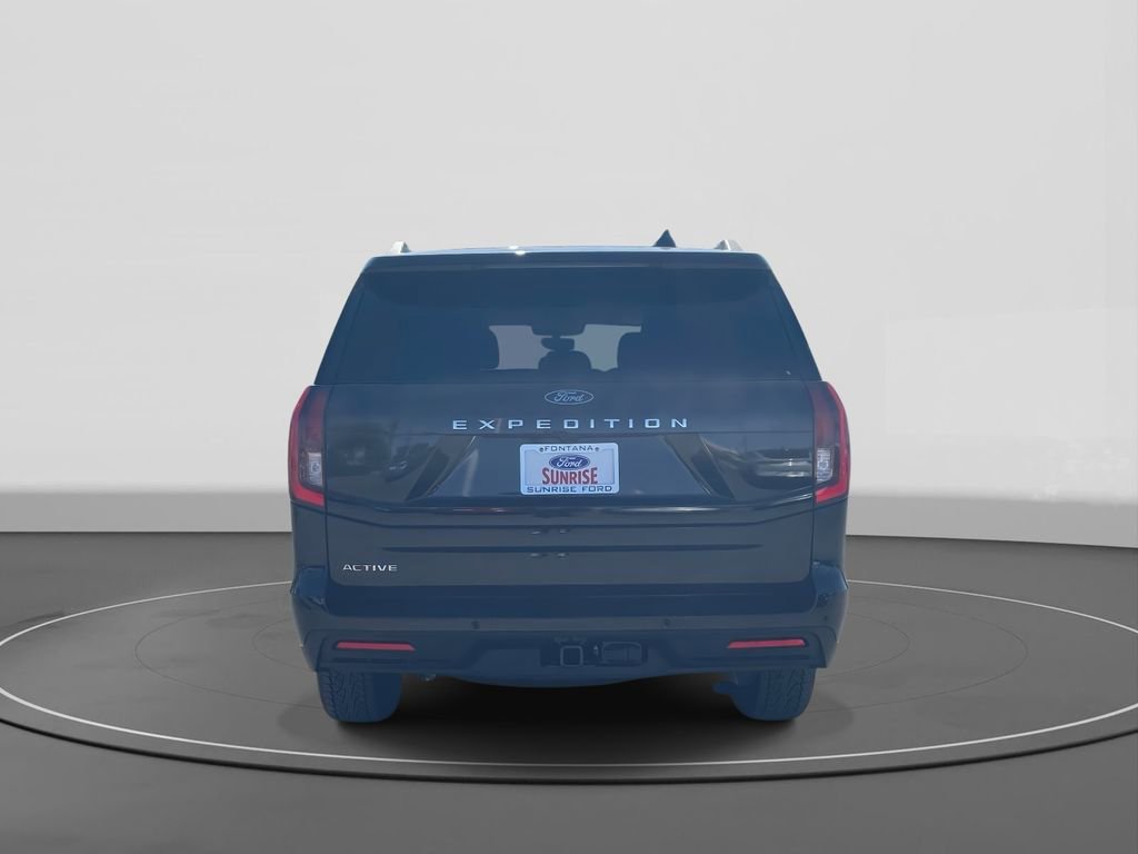 Certified 2025 Ford Expedition Active image 6