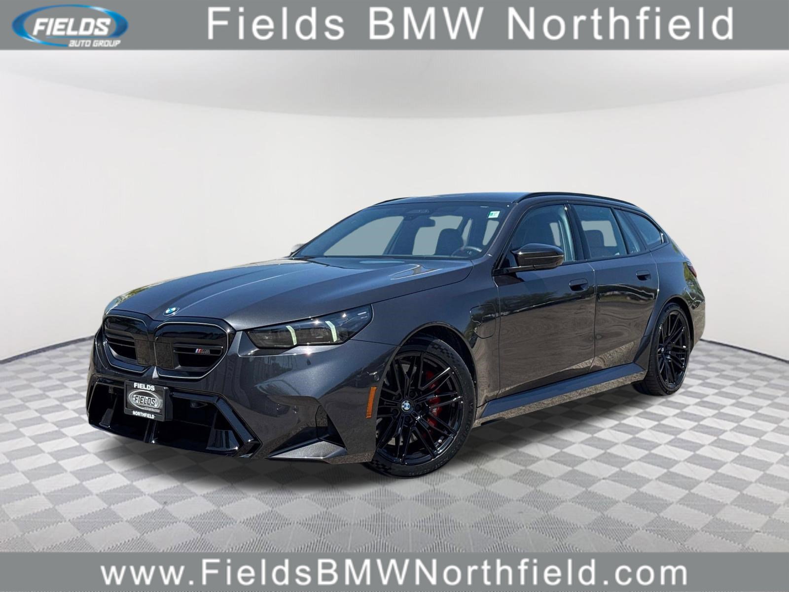 Used 2026 BMW M5 Touring AWD/4WD image 1