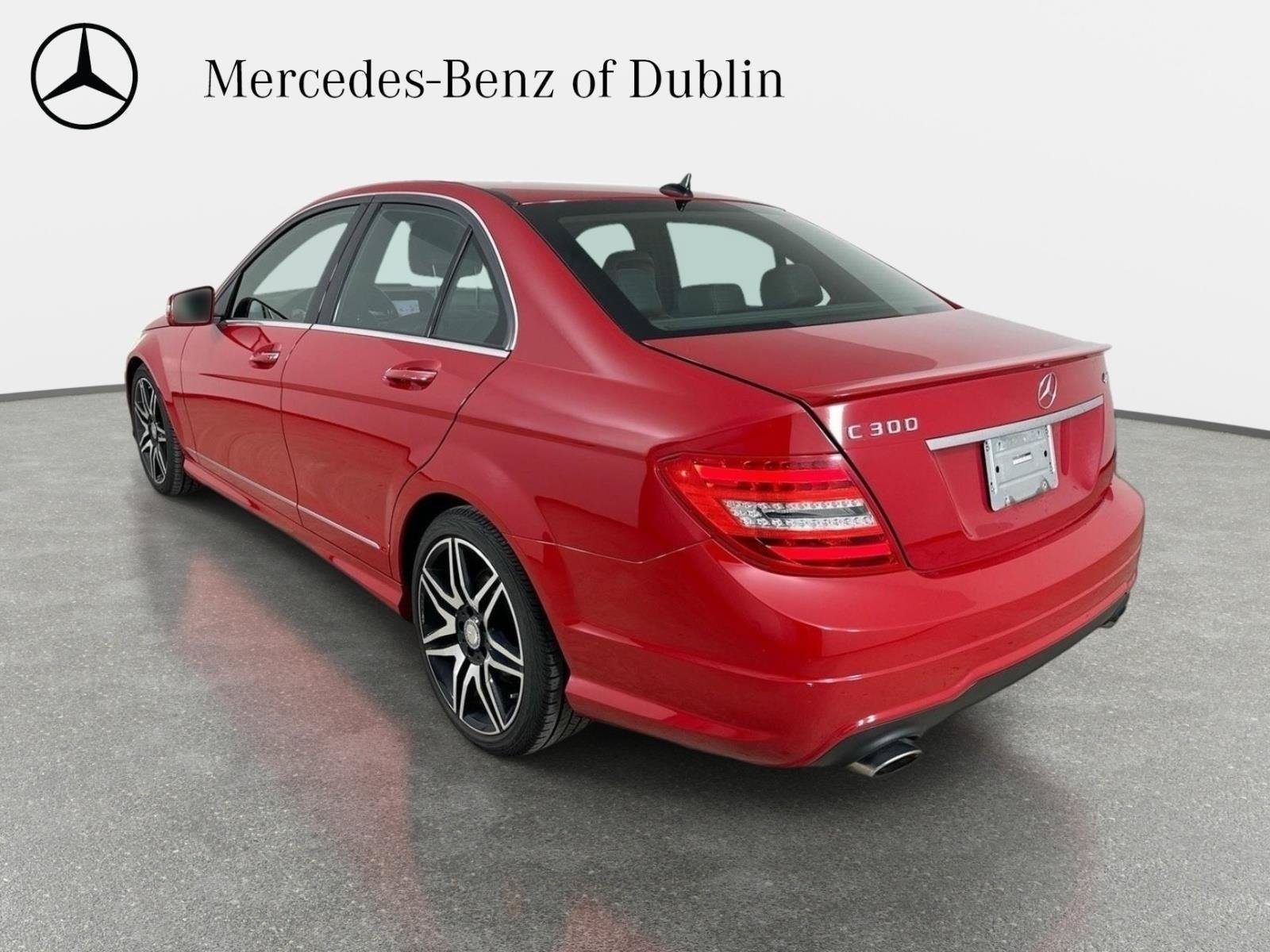 Used 2014 Mercedes-Benz C 300 4MATIC Sedan image 4