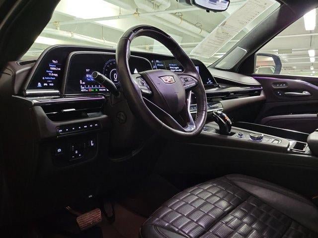 Certified 2024 Cadillac Escalade ESV Premium Luxury Platinum w/ Heavy-Duty Trailer Package AWD/4WD image 10