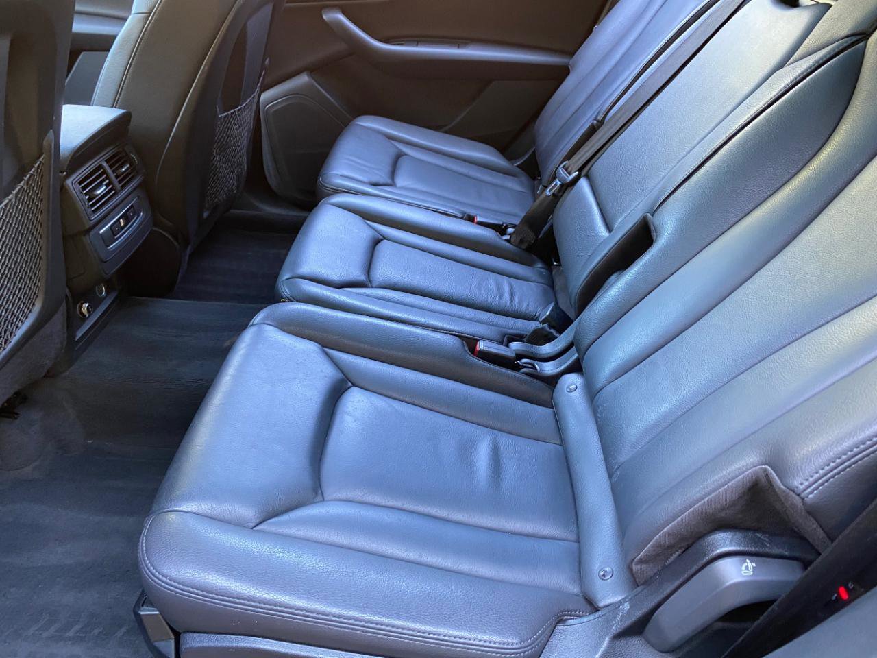 Used 2019 Audi Q7 3.0T Premium w/ Convenience Package AWD/4WD image 38