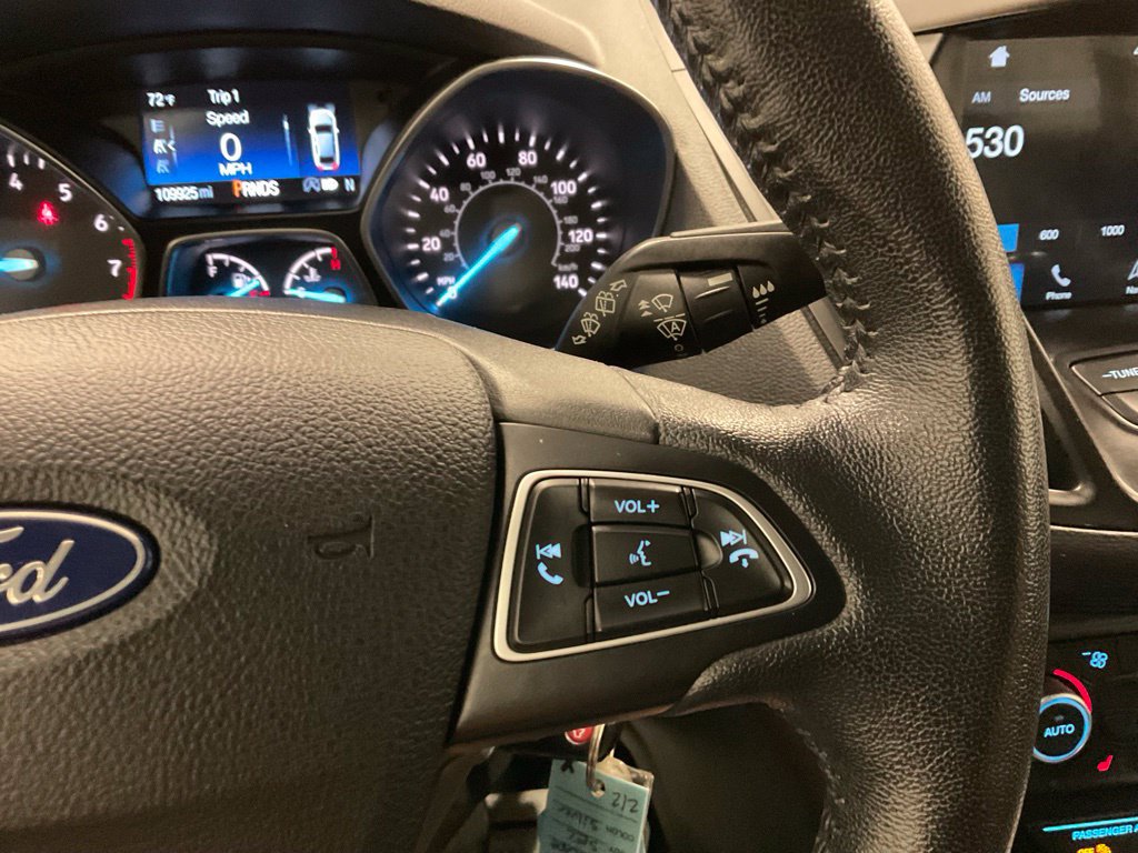 Used 2018 Ford Escape SEL w/ Ford Safe & Smart Package AWD/4WD image 22