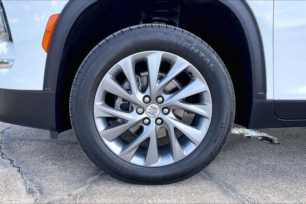 Used 2025 Buick Enclave Preferred FWD image 35