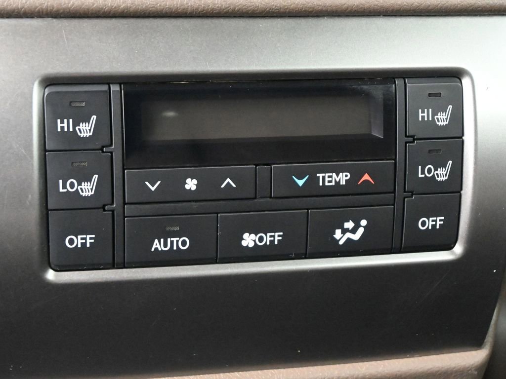 Used 2023 Lexus GX 460 Premium w/ Premium Package image 19