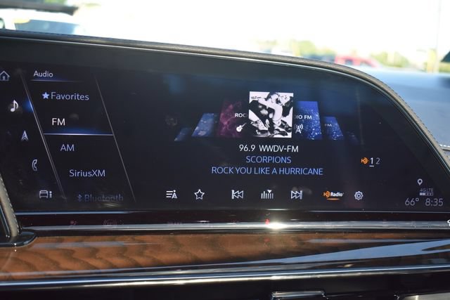 Certified 2024 Cadillac Escalade Sport Platinum w/ Heavy-Duty Trailer Package AWD/4WD image 39