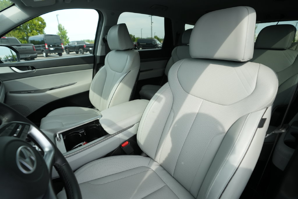 Used 2025 Hyundai Palisade SEL FWD image 41