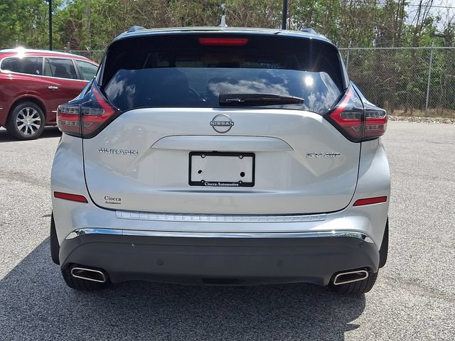 Used 2024 Nissan Murano SV AWD/4WD image 7