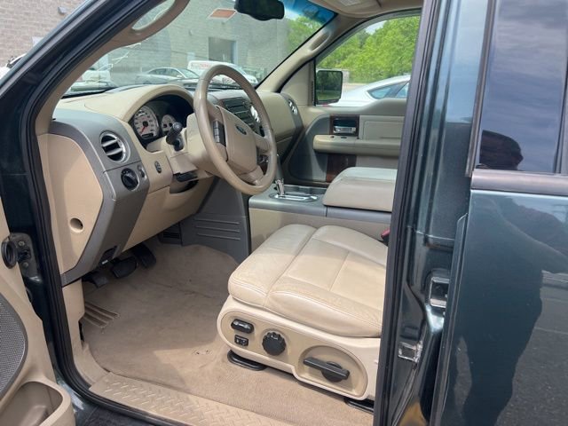 Used 2004 Ford F150 Lariat AWD/4WD image 10