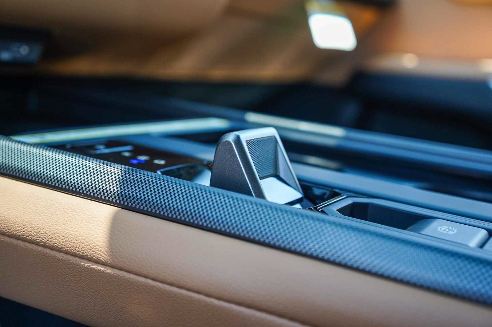 New 2026 Lexus ES 350e FWD image 25