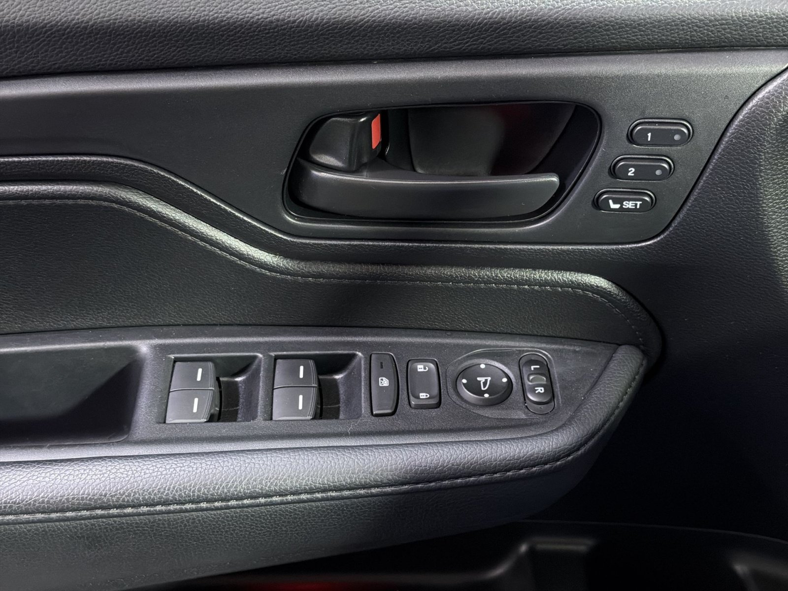 Used 2025 Honda Odyssey Sport-L image 33