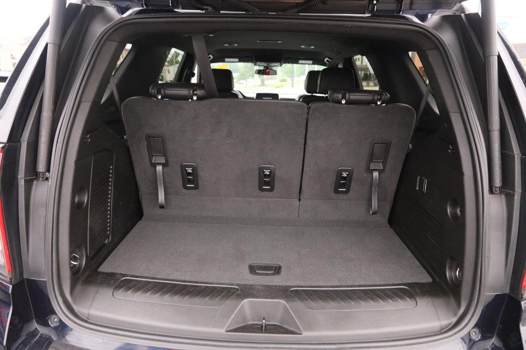 Used 2022 Chevrolet Tahoe LT RWD image 7