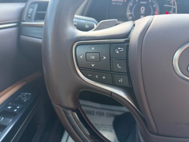 Used 2020 Lexus ES 350 w/ Premium Package FWD image 22