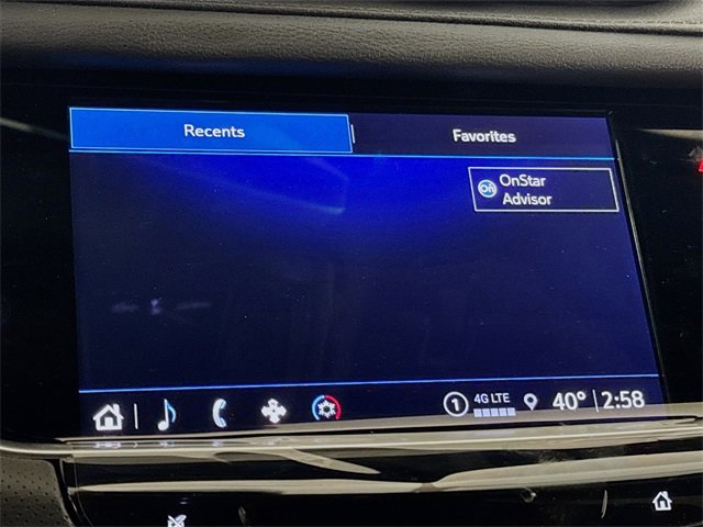 New 2025 Cadillac XT5 Luxury image 8