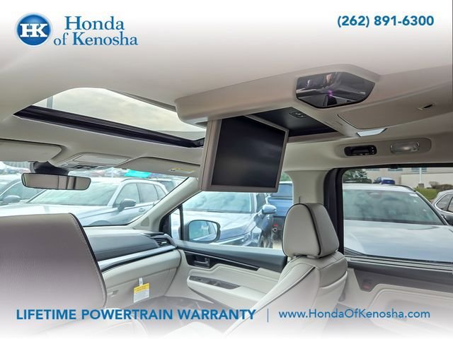 New 2026 Honda Odyssey Touring image 11