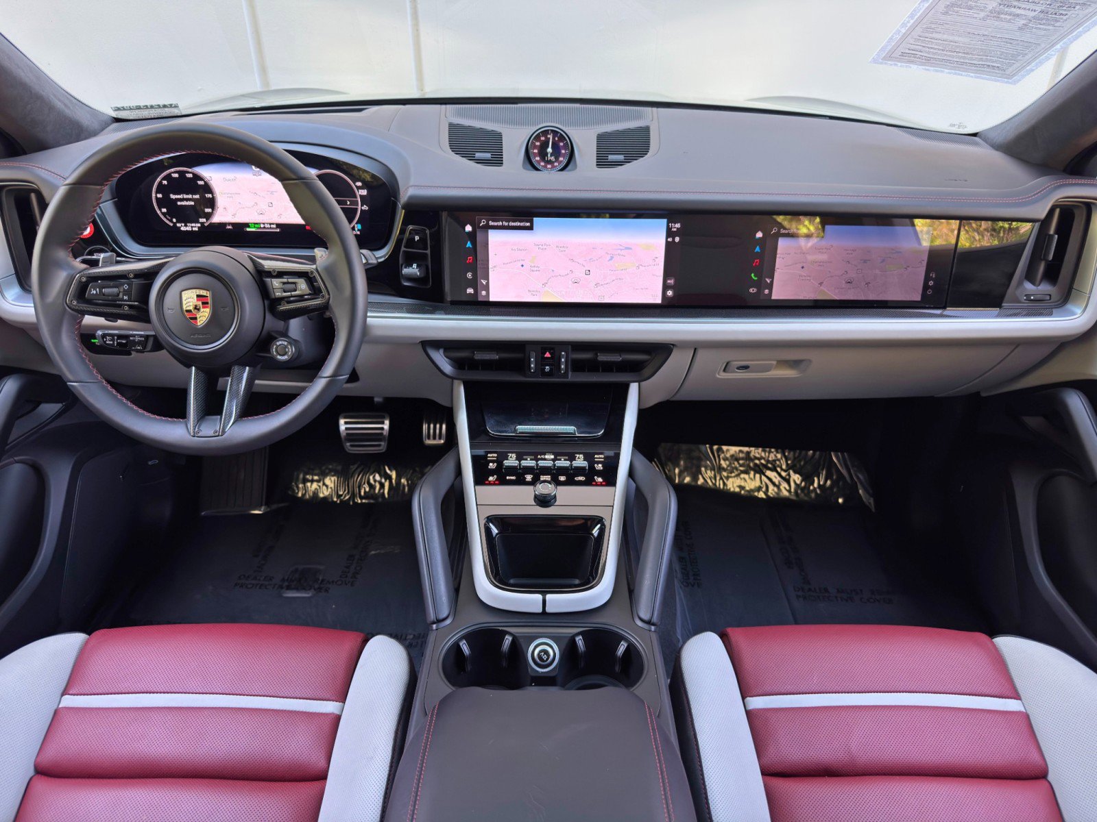 Used 2024 Porsche Cayenne Turbo AWD/4WD image 13