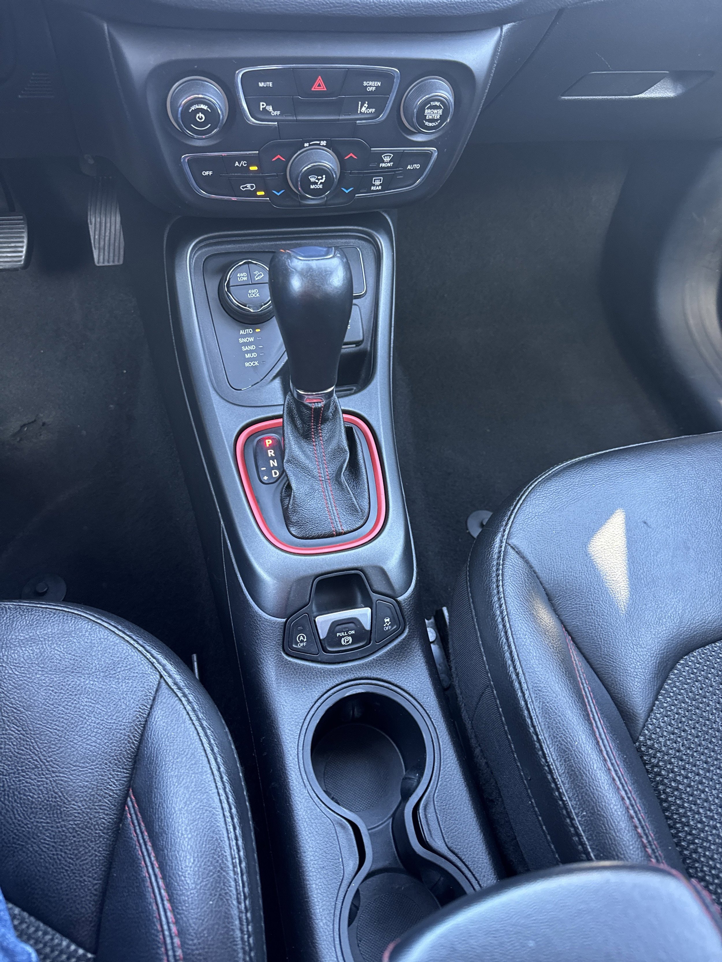 Used 2021 Jeep Compass Trailhawk image 17