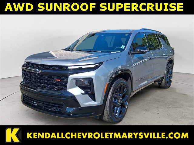 Used 2024 Chevrolet Traverse RS image 1