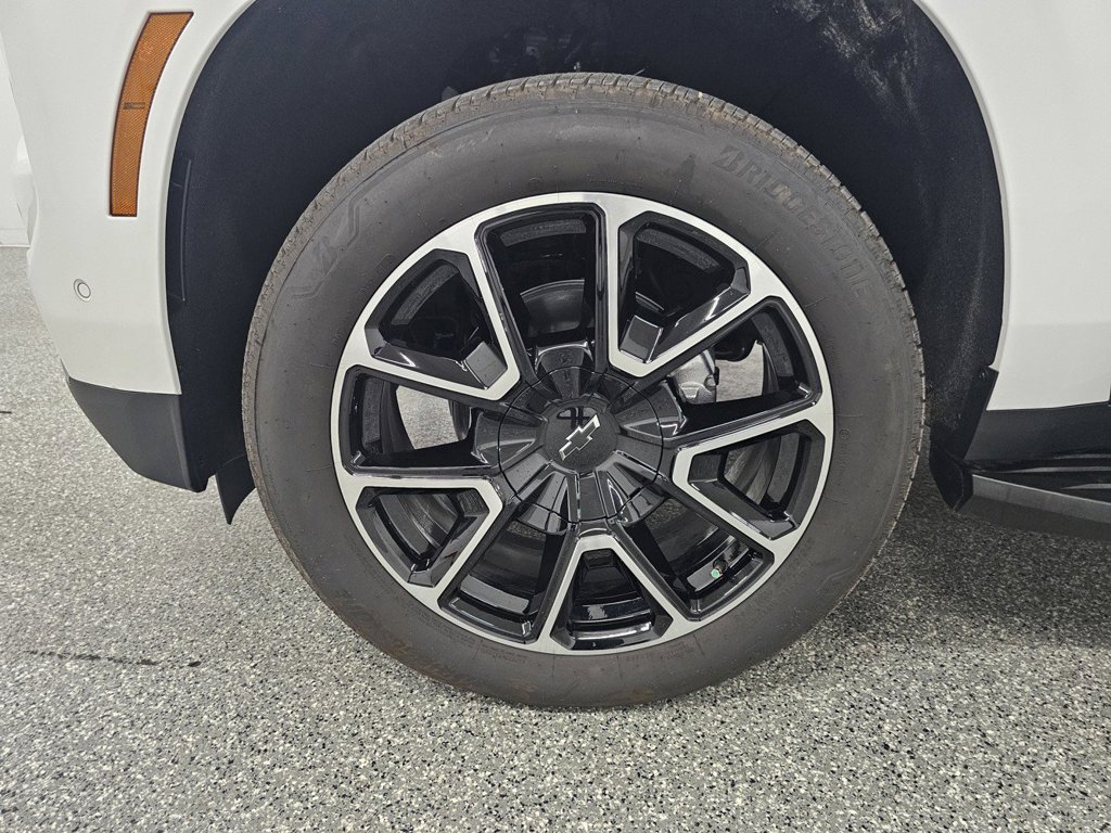 Certified 2026 Chevrolet Tahoe RST w/ Comfort Package AWD/4WD image 9