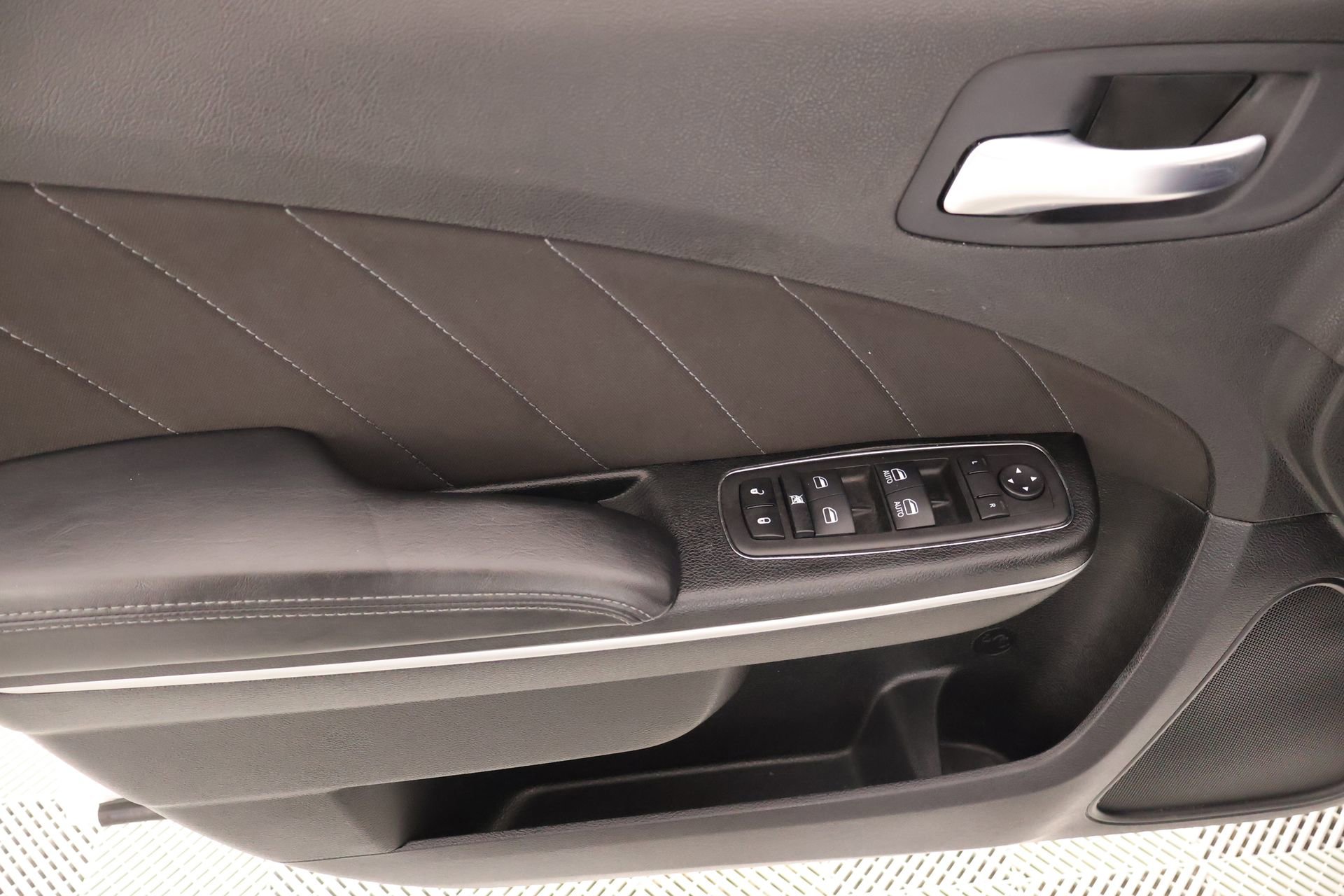 Used 2023 Dodge Charger GT image 14