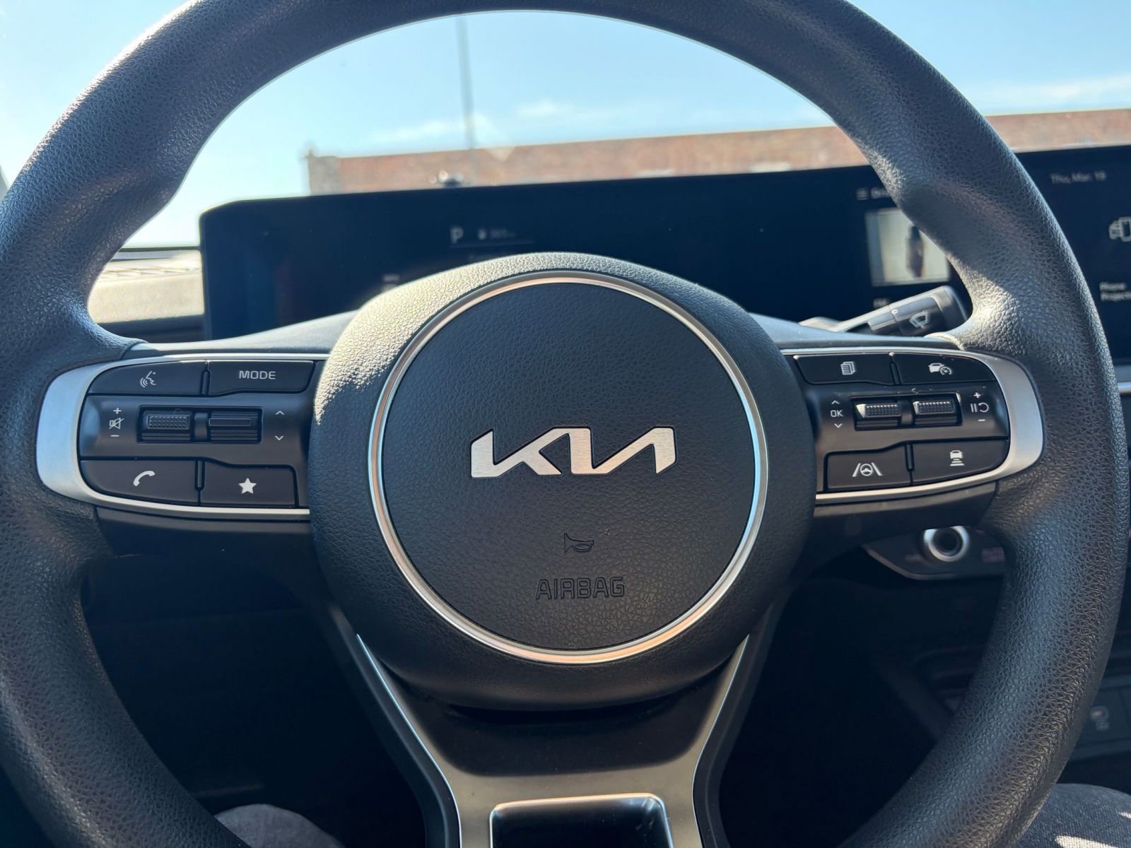 Used 2025 Kia K5 LXS image 25