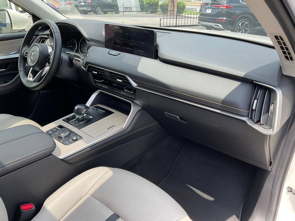 Used 2025 MAZDA CX-90 3.3 Turbo w/ Preferred Package AWD/4WD image 19