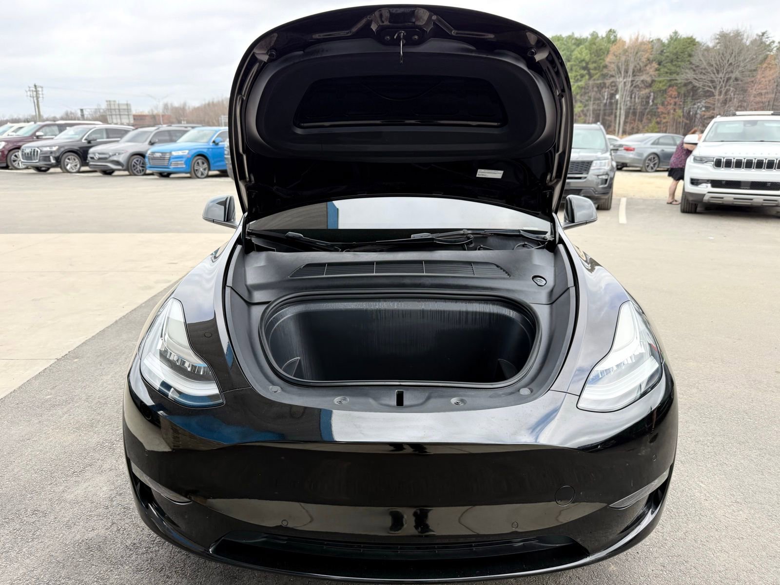 Used 2022 Tesla Model Y Long Range image 64