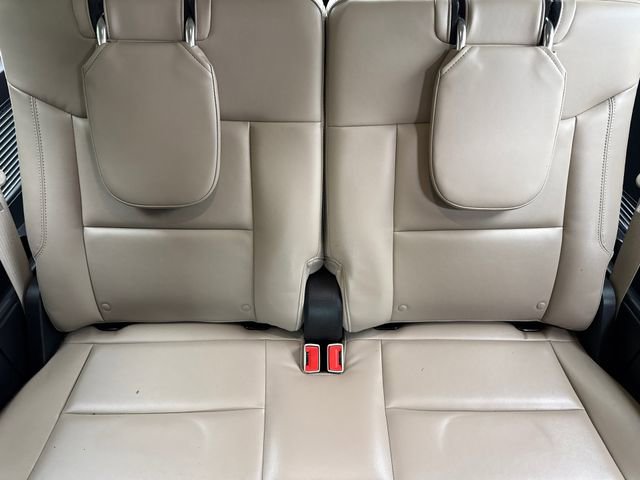 Used 2021 Ford Explorer XLT w/ Equipment Group 202A RWD image 18