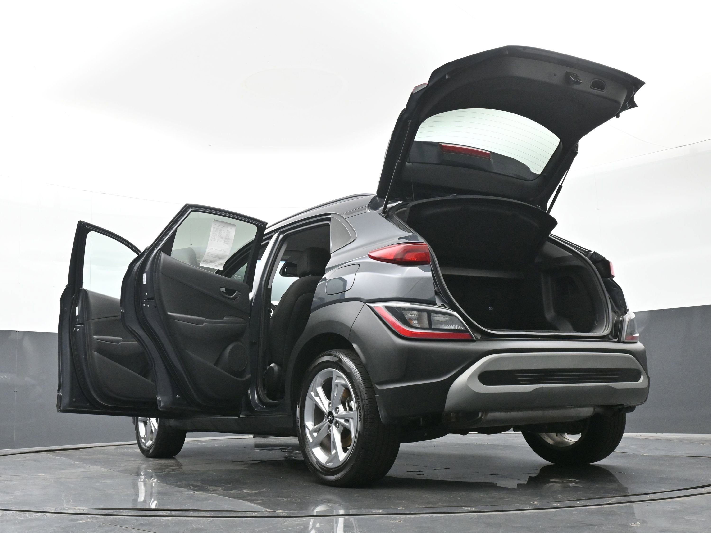 Used 2022 Hyundai Kona SEL image 50
