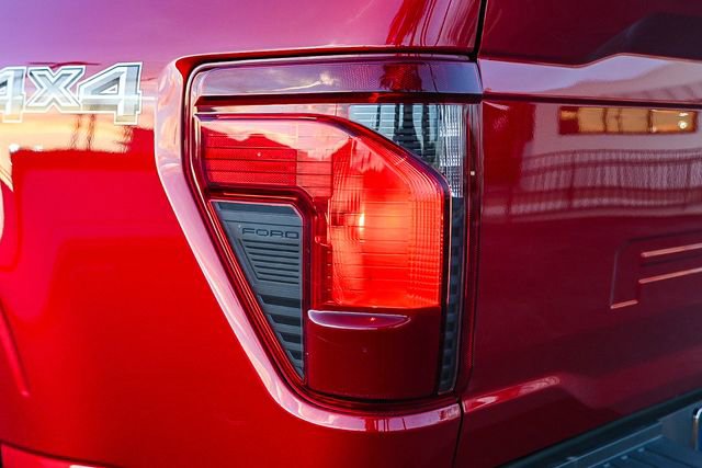 Used 2025 Ford F150 XLT w/ Equipment Group 301A Standard image 9