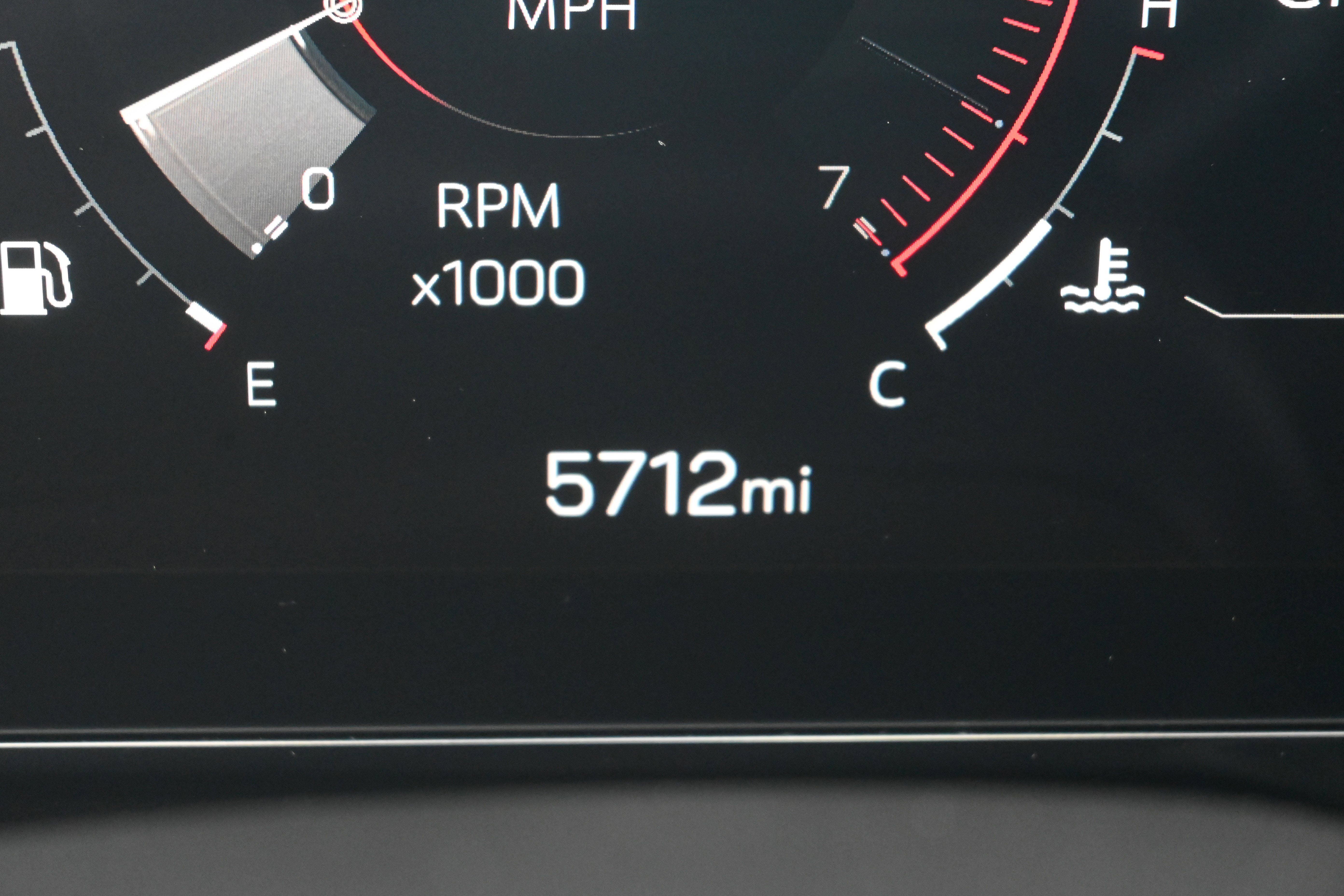 Used 2025 GMC Yukon Elevation w/ LPO, Floor Liner Package image 28