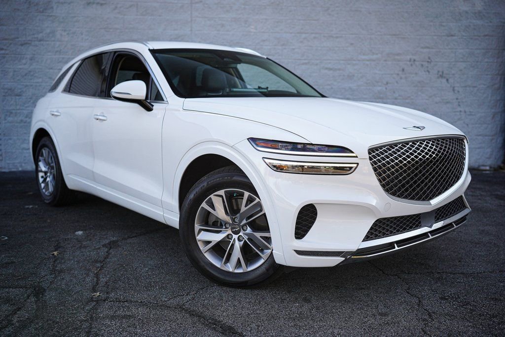 Used 2023 Genesis GV70 2.5T Select image 9
