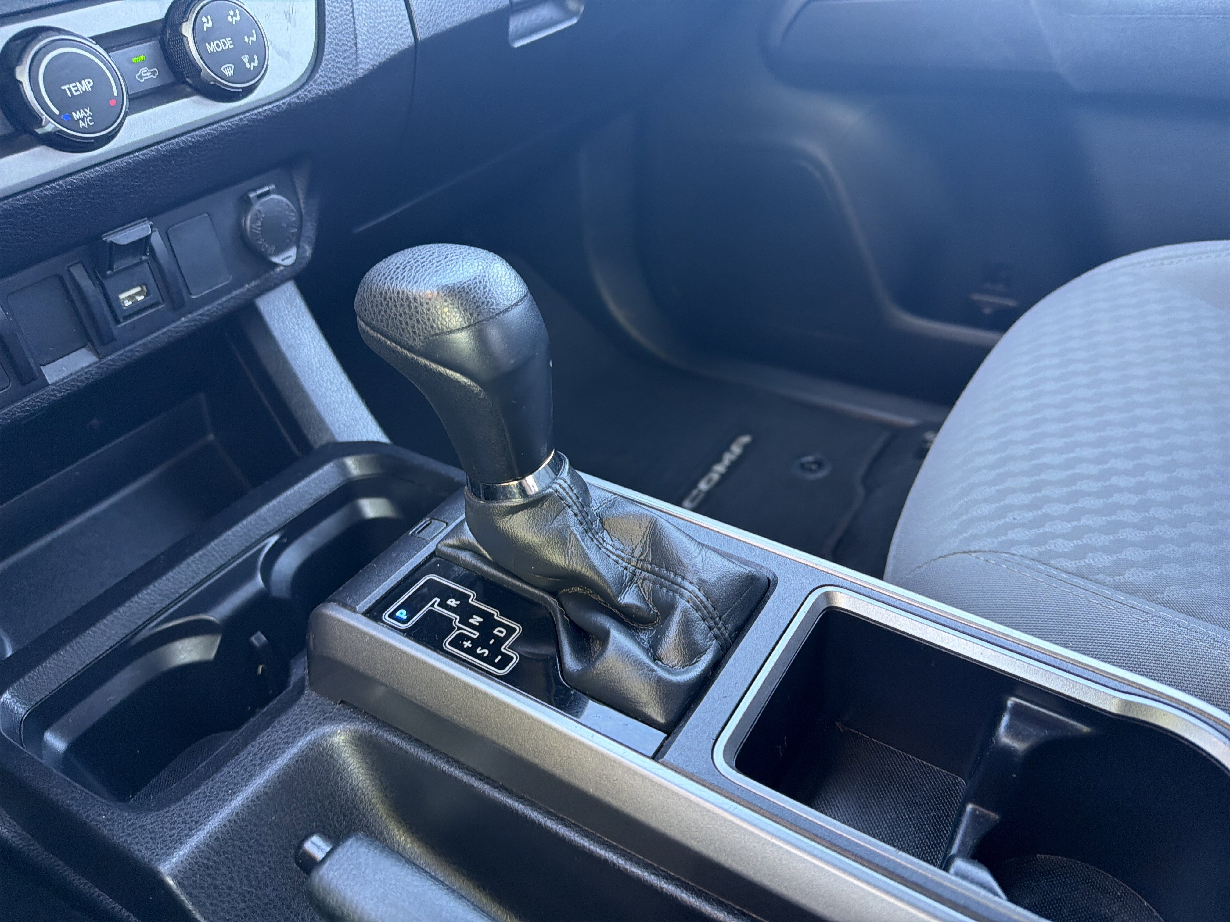 Used 2022 Toyota Tacoma SR5 image 16
