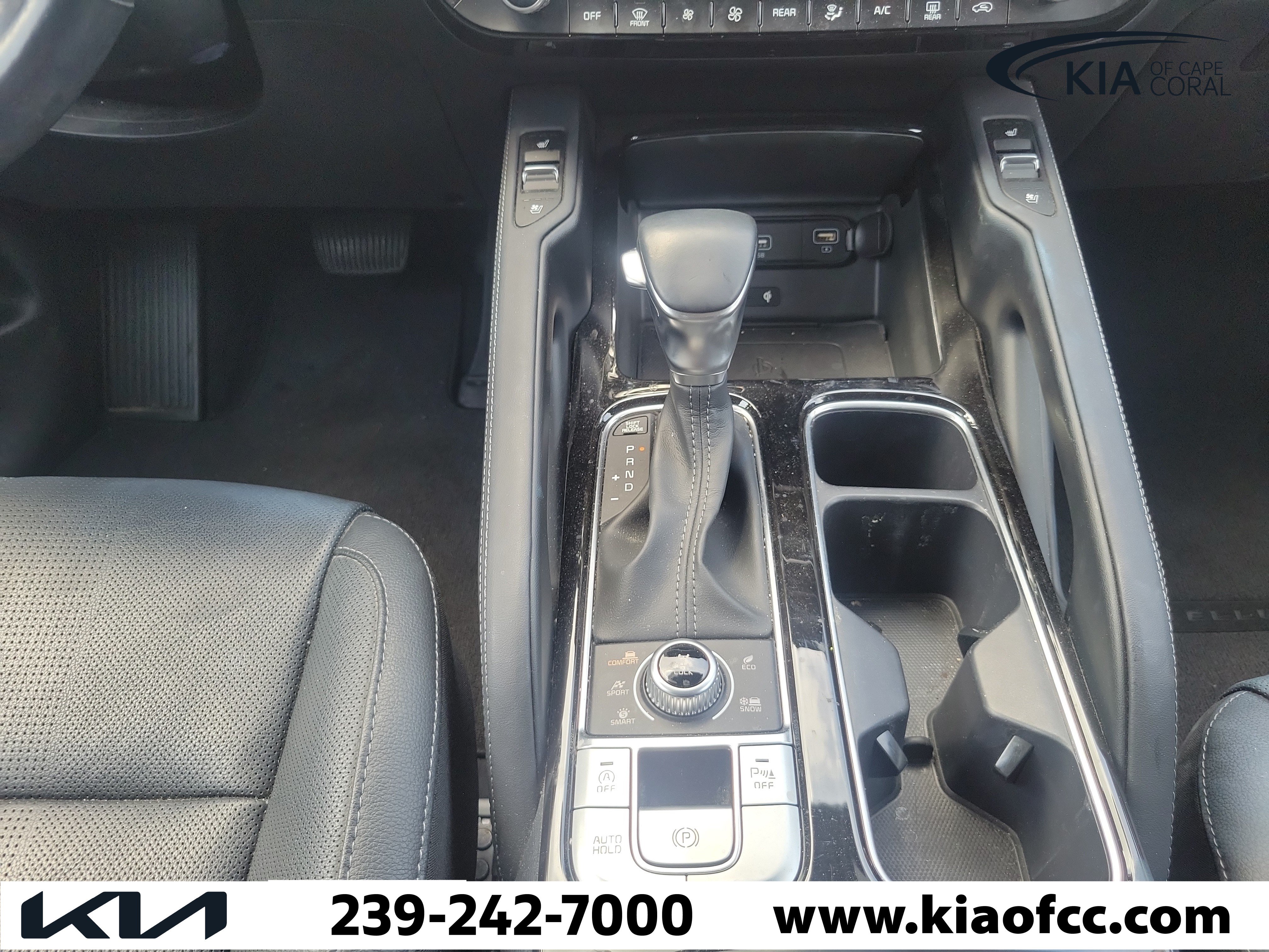 Used 2021 Kia Telluride EX w/ EX Premium Package AWD/4WD image 18