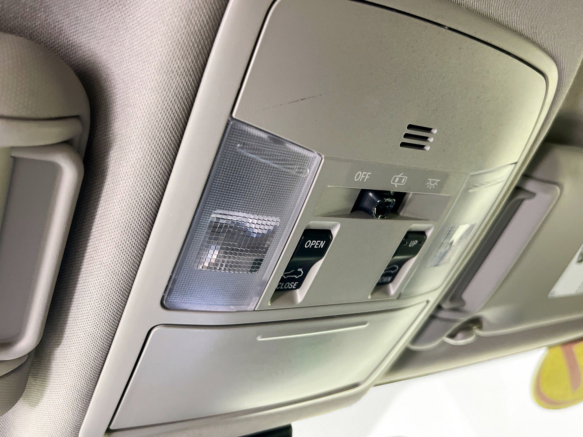 Used 2017 Toyota RAV4 Limited image 22