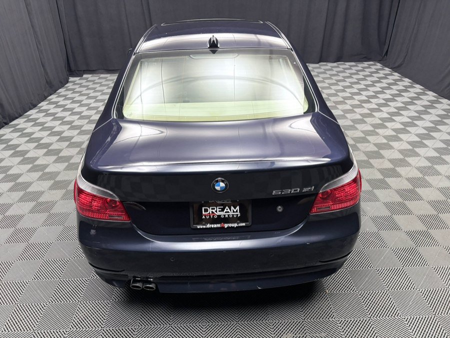 Used 2007 BMW 530xi Sedan AWD/4WD image 4