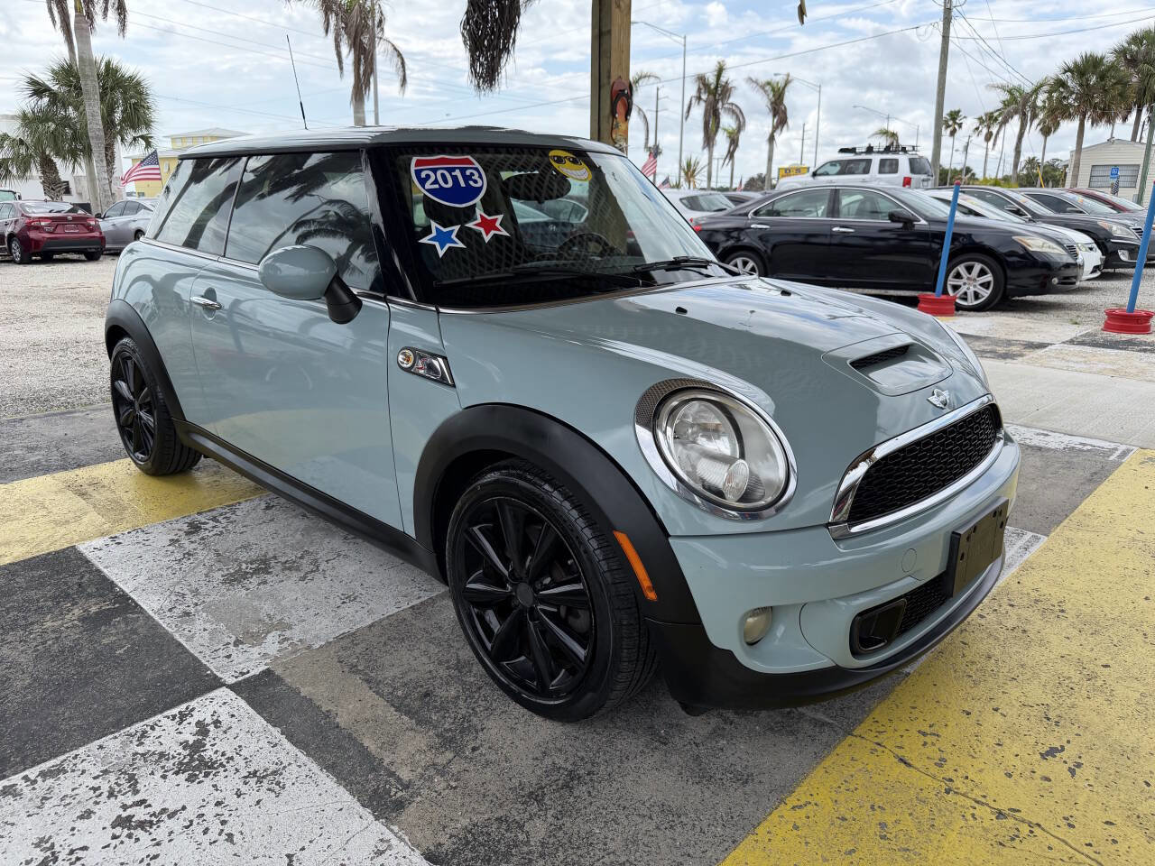 Used 2013 MINI Cooper S FWD image 3