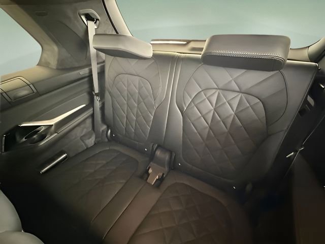 Certified 2026 BMW X7 xDrive40i w/ M Sport Package image 30