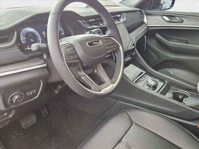 New 2025 Jeep Grand Cherokee L Limited video 3