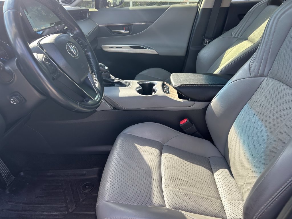 Used 2021 Toyota Venza Limited AWD/4WD image 11