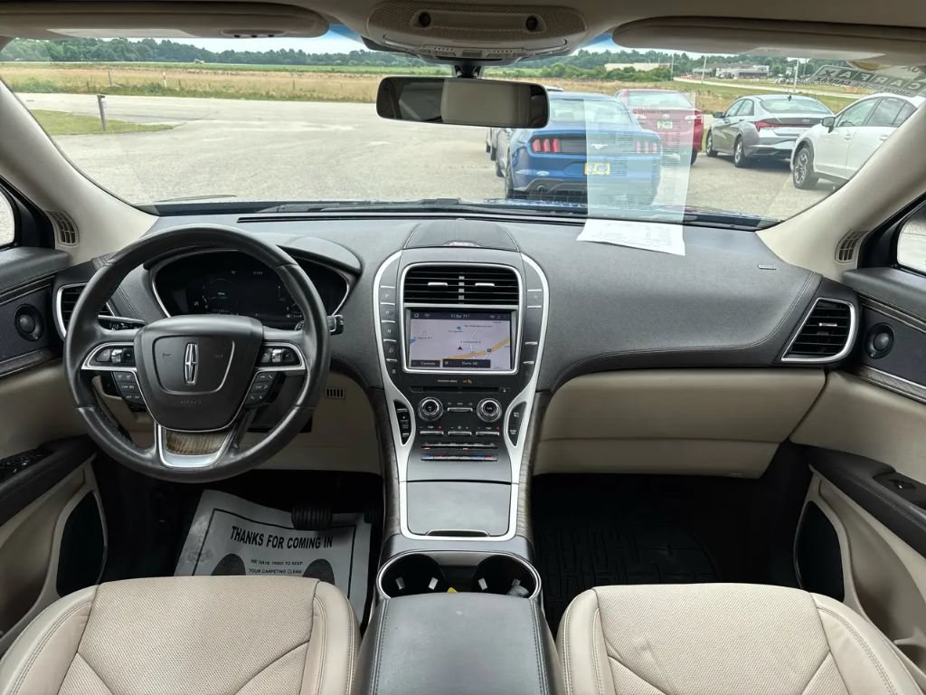 Used 2020 Lincoln Nautilus Reserve FWD image 12