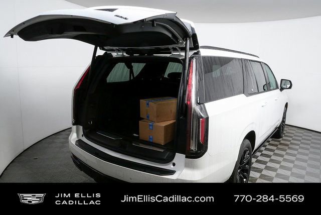 Used 2023 Cadillac Escalade ESV Sport Platinum w/ LPO, ONYX Package image 28