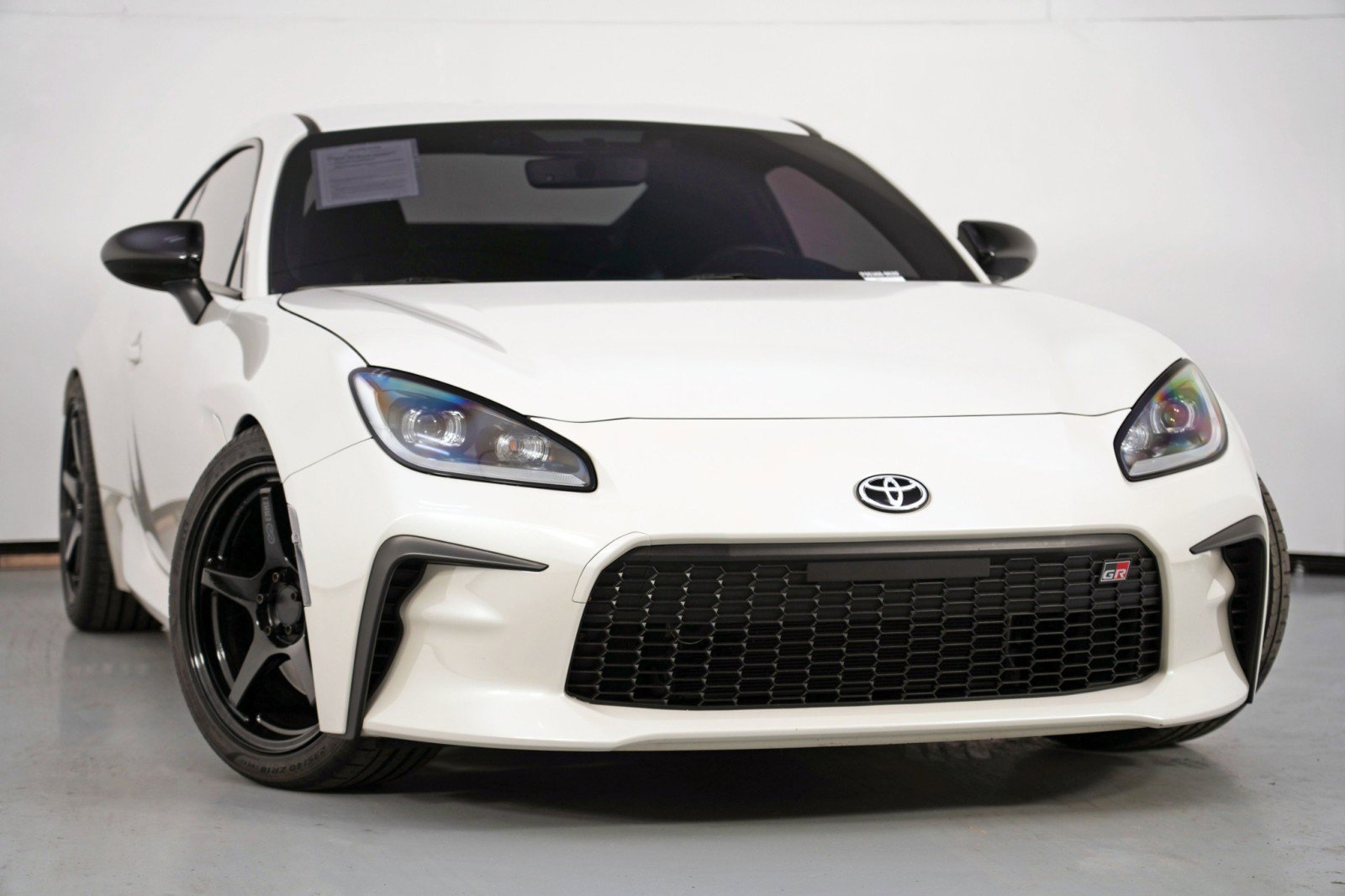 Used 2024 Toyota GR86 Premium image 4