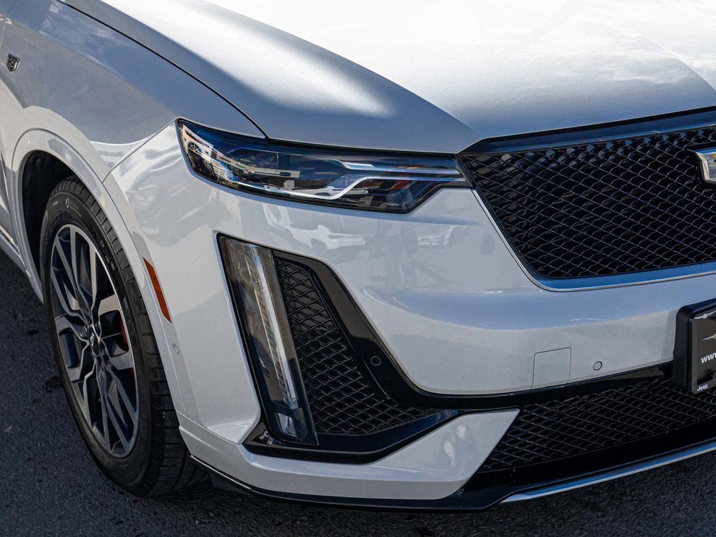 Used 2023 Cadillac XT6 Sport image 40