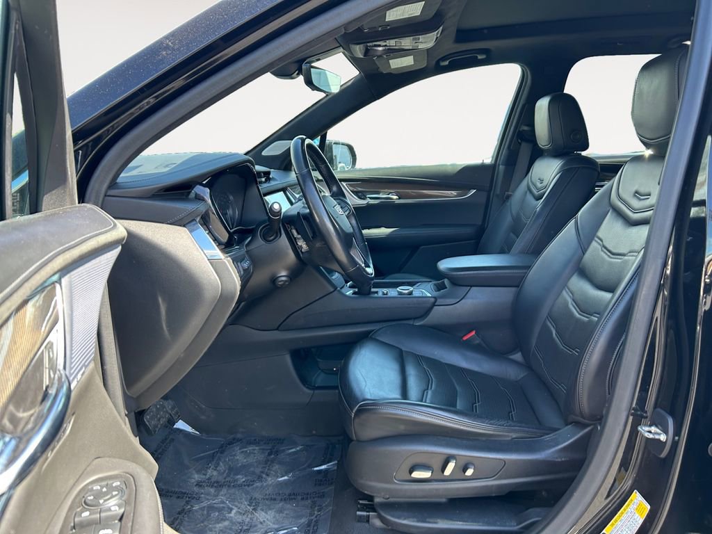 Used 2020 Cadillac XT6 Premium Luxury w/ Platinum Package image 15