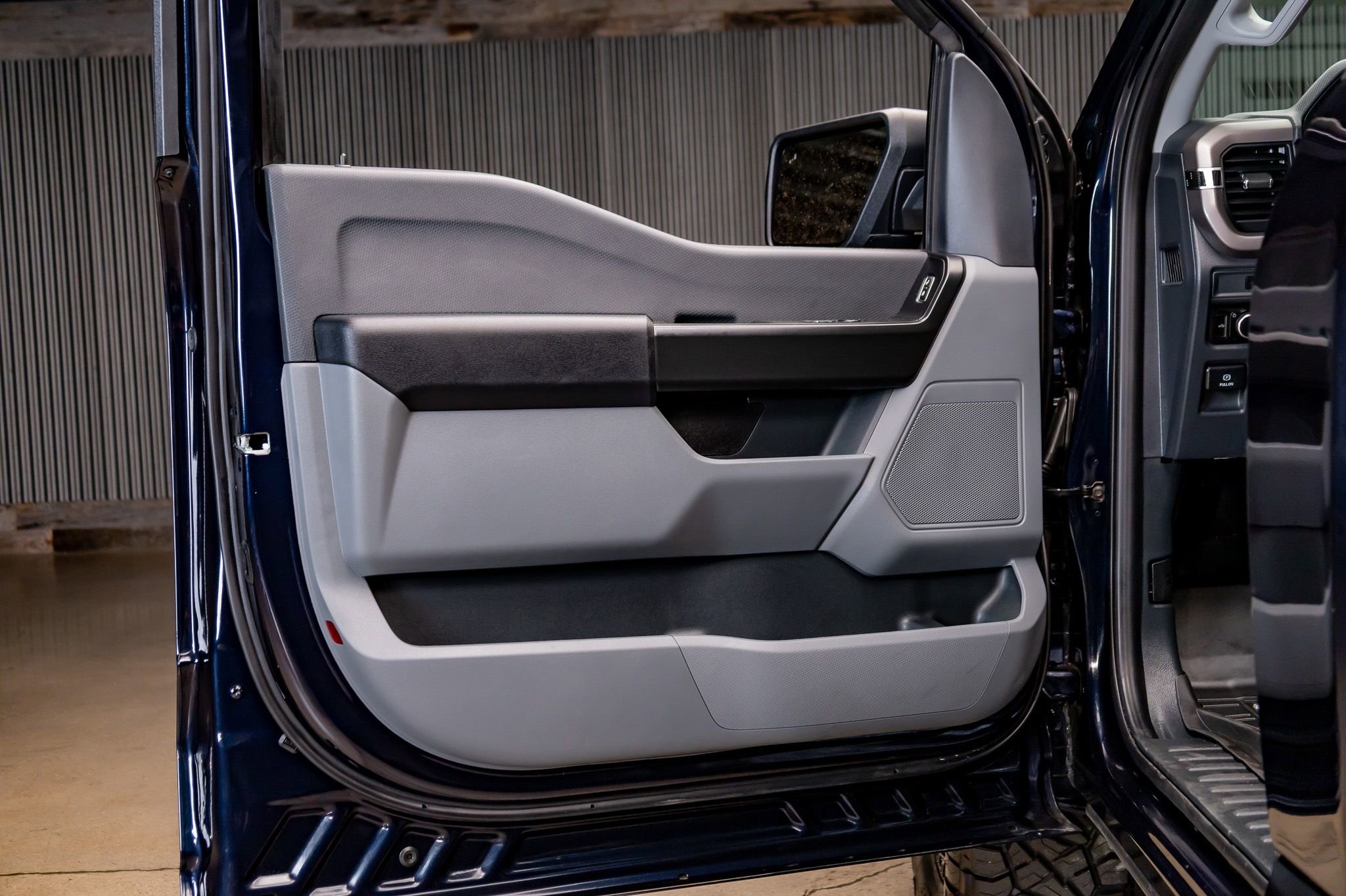 Used 2025 Ford F150 XL image 23