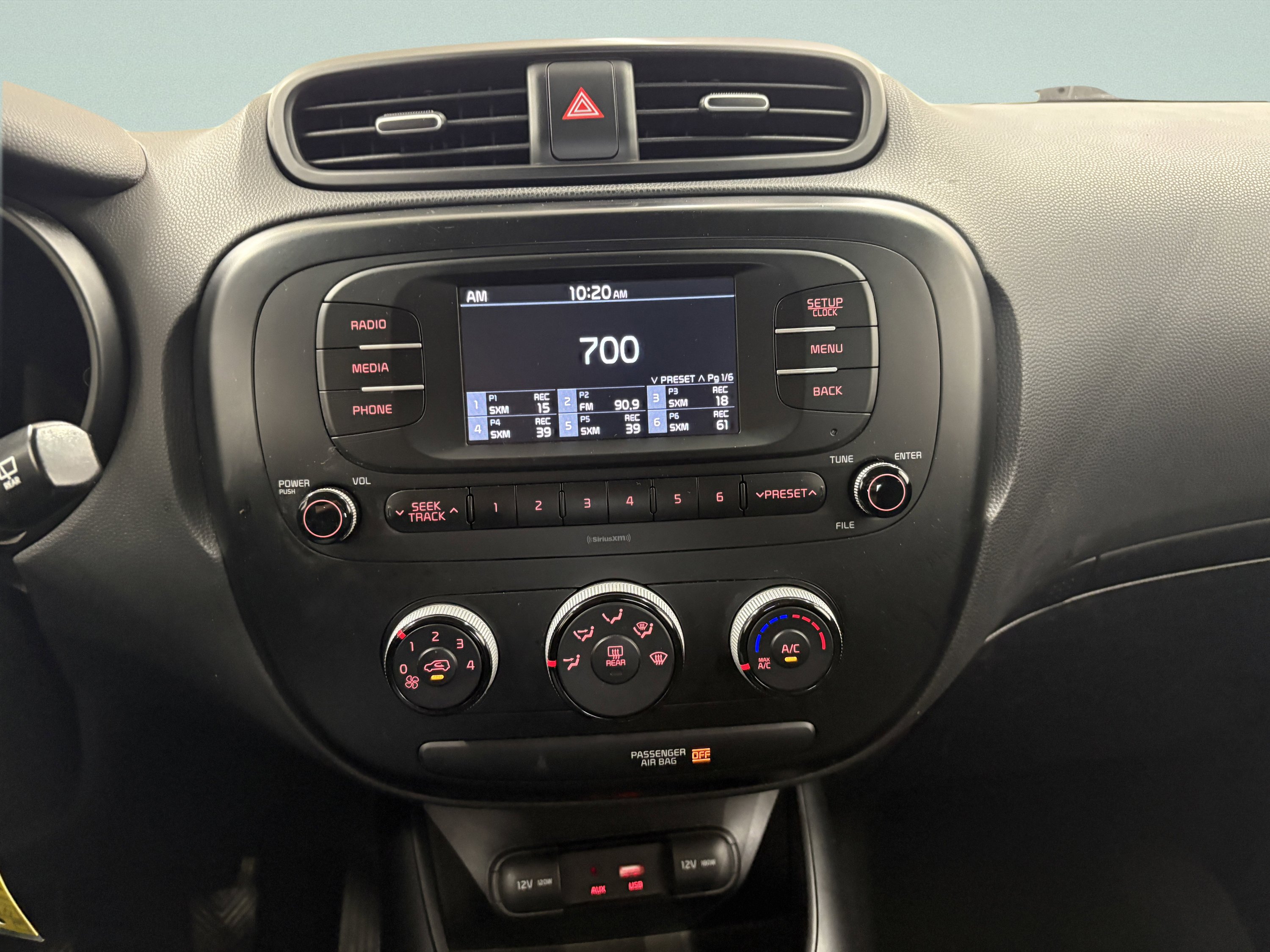 Used 2017 Kia Soul FWD image 14