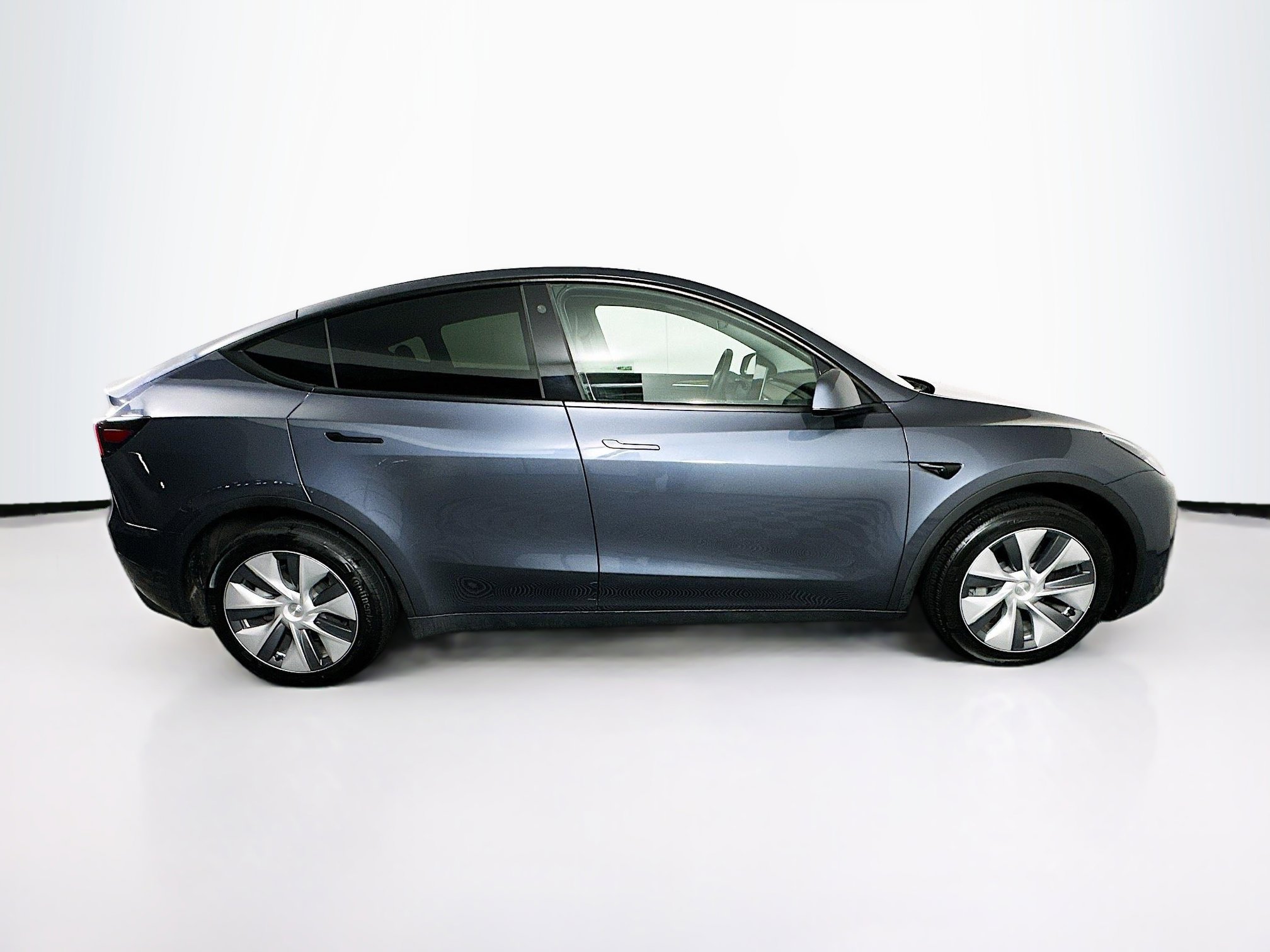 Used 2023 Tesla Model Y Long Range AWD/4WD image 10